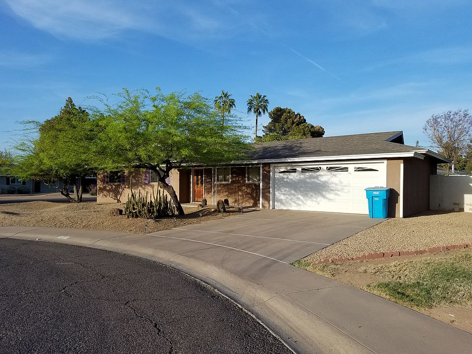 Front from culdesac