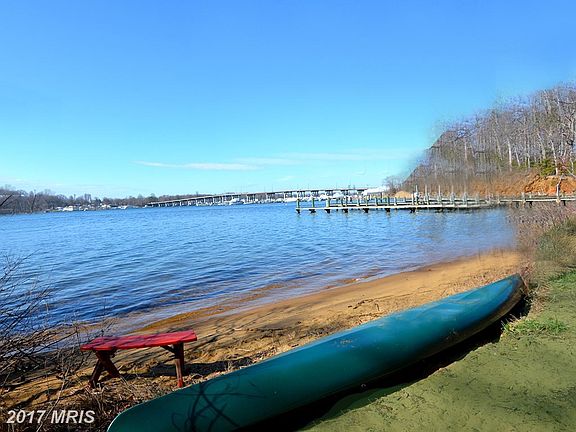 Popular Shadow Point with South River Beach