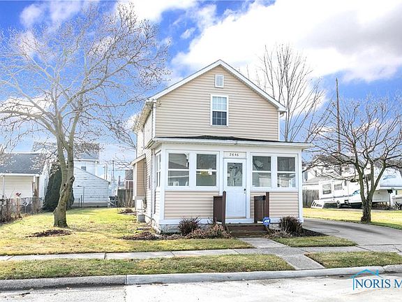 2nd image of 2646 122nd St
