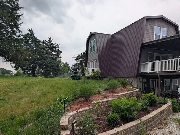 2750 E Alfalfa Dr, Columbia, MO 65202