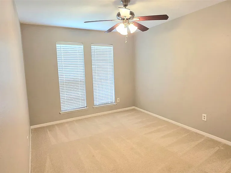 3038 Shawnee Dr — Photo 7