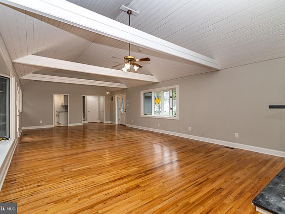 4th image of 15 Sepulga Dr