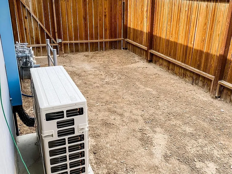 812 N Fairview St — Photo 12