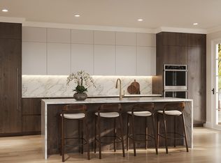 32 Auburn St #1, Brookline, MA 02446
