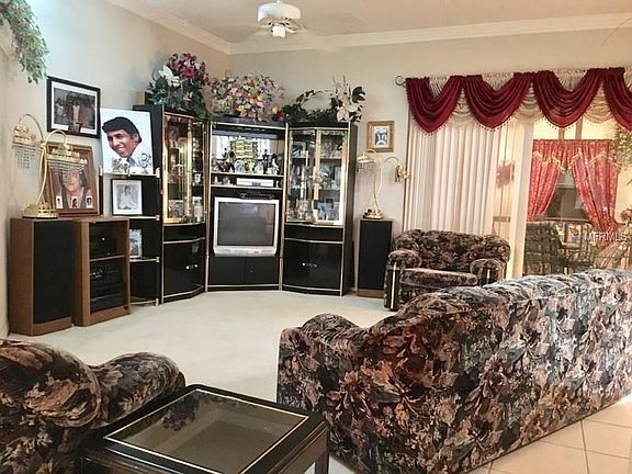 4th image of 8178 Cloverglen Cir
