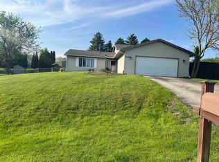 6738 Meadowbrook, Roscoe, IL 61073