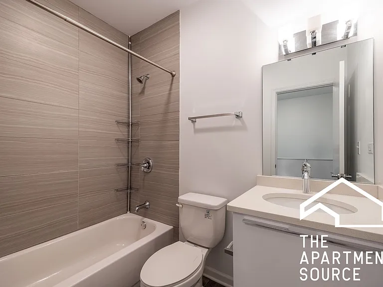 2700 W North Ave #204 — Photo 14