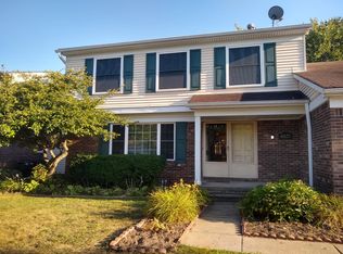 45677 Spinning Wheel Dr, Canton, MI