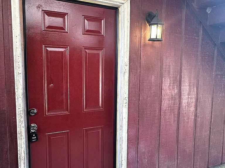 220 Marigny Cir — Photo 12
