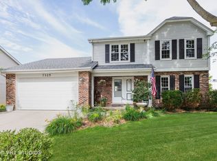 7325 Ticonderoga Rd, Downers Grove, IL 60516