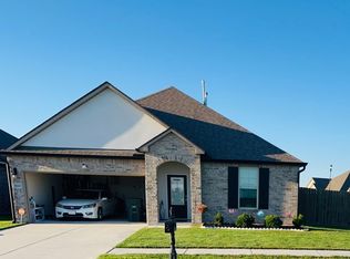 3223 Crest Ln, Lake Charles, LA 70607