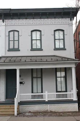 90 W Ross St Photo 1