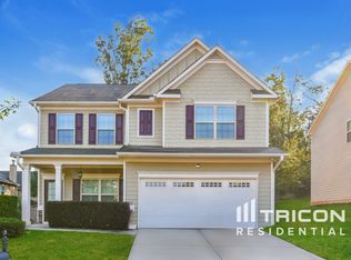 727 Pine Ln, Lawrenceville, GA 30043