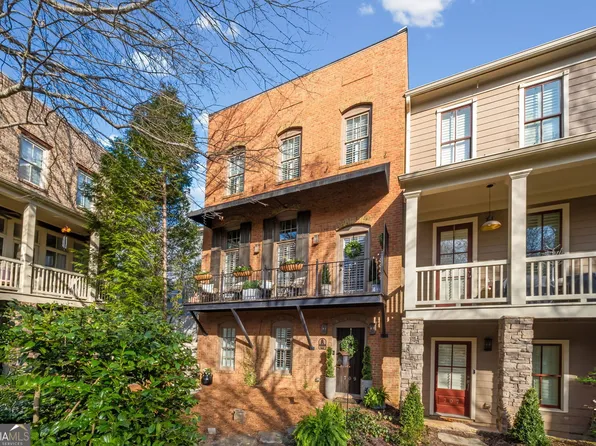 709 Hammond Dr, Woodstock, GA 30188