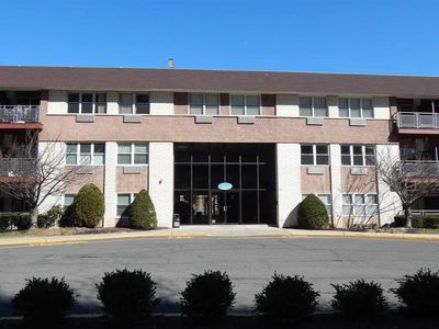 1111 River Rd APT A16, Edgewater, NJ, 07020
