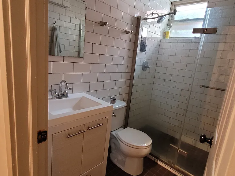 342 Forest Ave #C1 — Photo 24