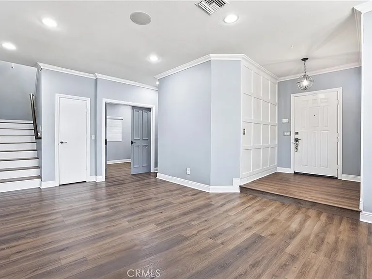 52 Touraine Pl — Photo 5