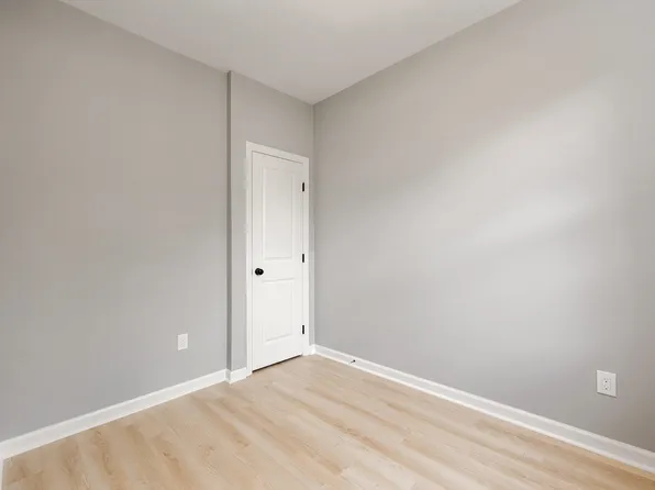 196 Clendenny Avenue image 15 of 26