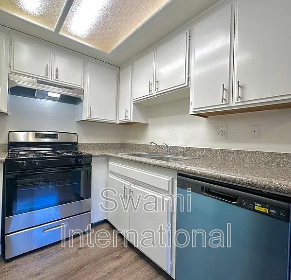 14323 Cerise Ave #18 — Photo 10