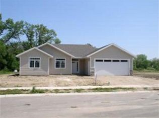 211 Rodeo Rd #211, Alexandria, MN 56308