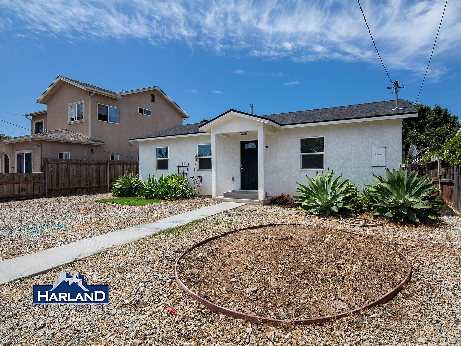 3 bed, 1.0 bath, 1100 sqft, $2,950 — Photo 2