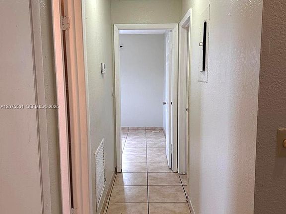5th image of 6034 SW 35th St #1-2