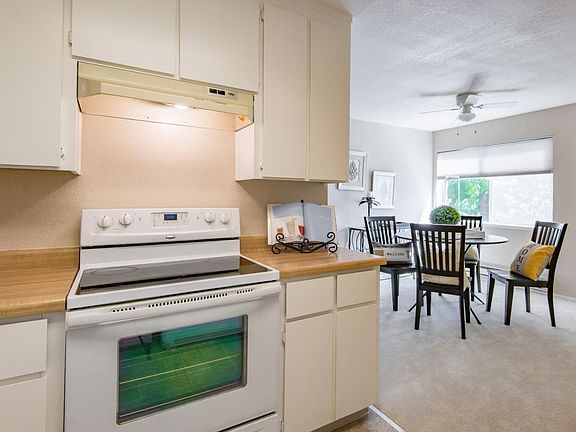 5th image of 905 Apricot Ave APT A