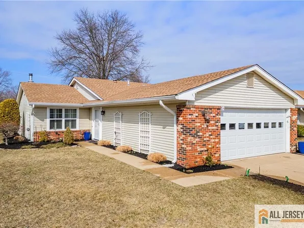 821 Rigens Plz, Monroe Township, NJ 08831