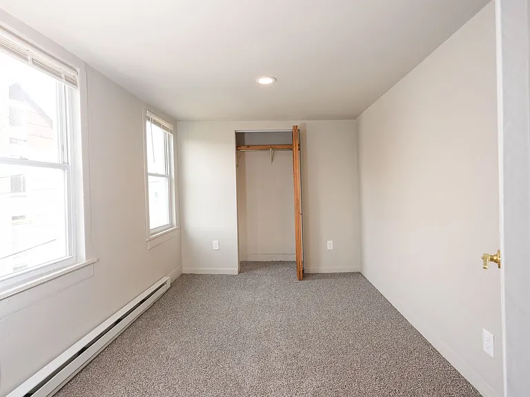 334 Ann St — Photo 19