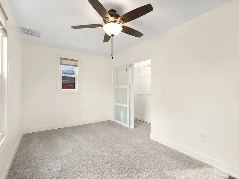 1216 Jackson St — Photo 17