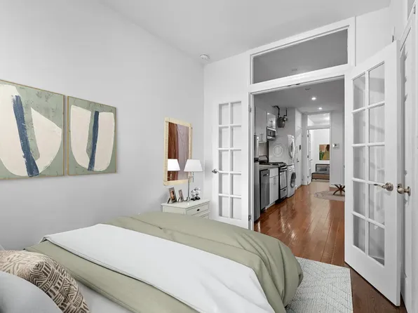 74 Forsyth Street image 3 of 12