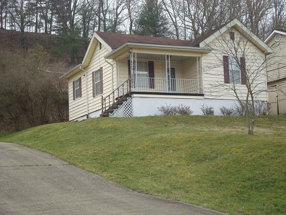 2nd image of 958 Greendale Ave.