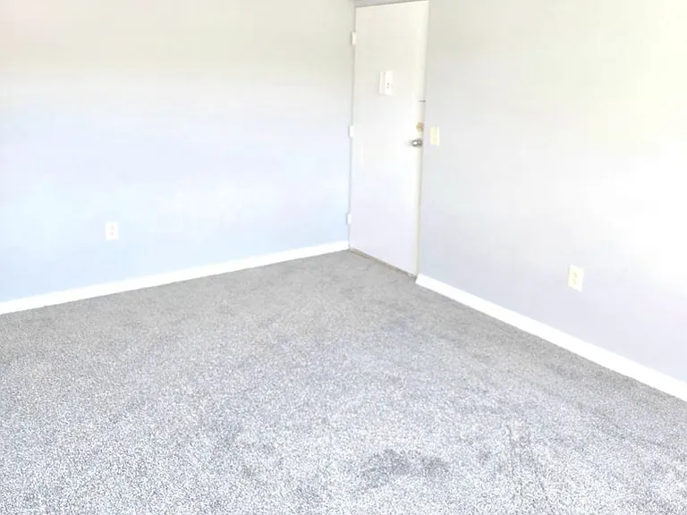 4105 W 8th St — Photo 24