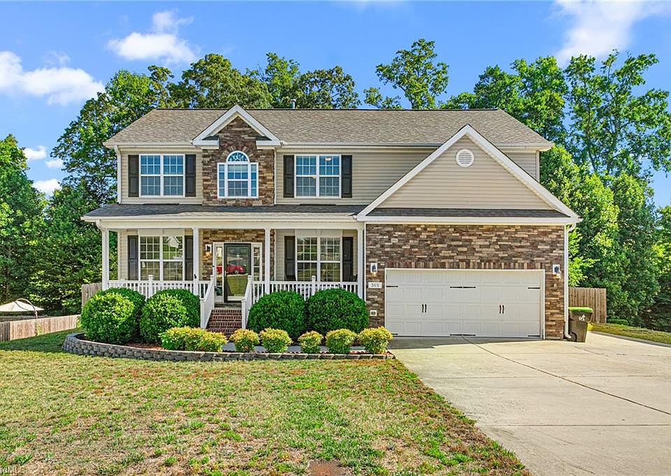 1st image of 365 Mahogany Dr