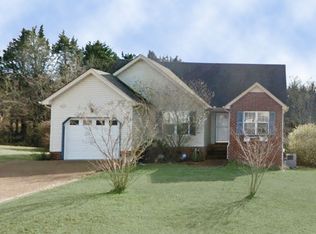 7111 Beard Ct, La Vergne, TN 37086