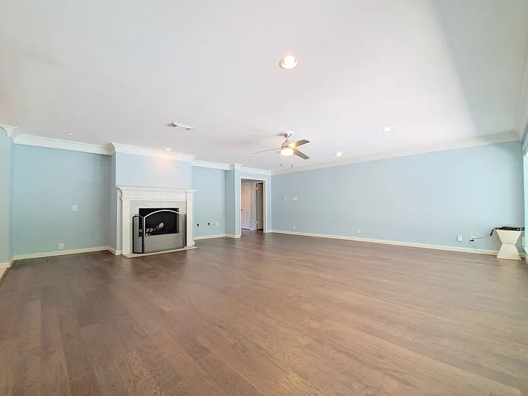 139 Haversham Dr — Photo 5
