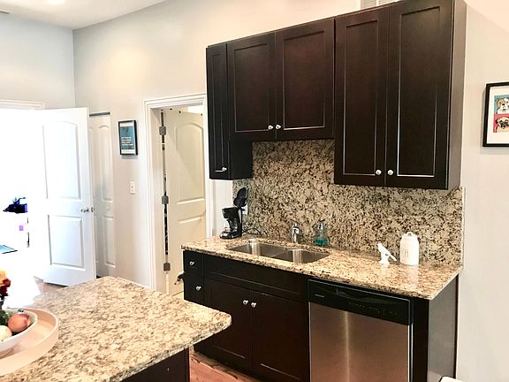 2nd image of 2441 W Augusta Blvd #1