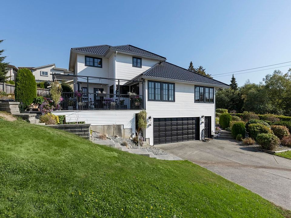 16071 8th Ave, Surrey, BC V4A 1A1 MLS R2775317 Zillow