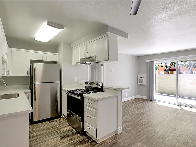 One Bedroom from Dining