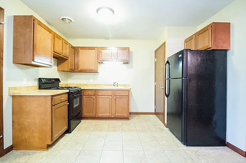 2731 Glendale Ave #J — Photo 8