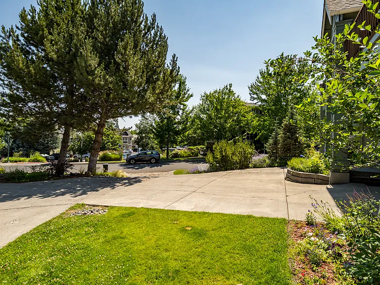 78 SW Allen Rd #3 — Photo 21