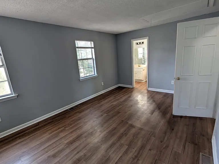 1541 Cedar Bluff Trl — Photo 6