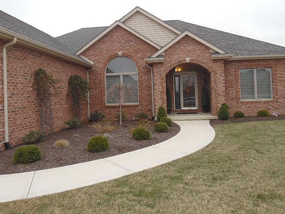 2nd image of 408 Stillwater Dr