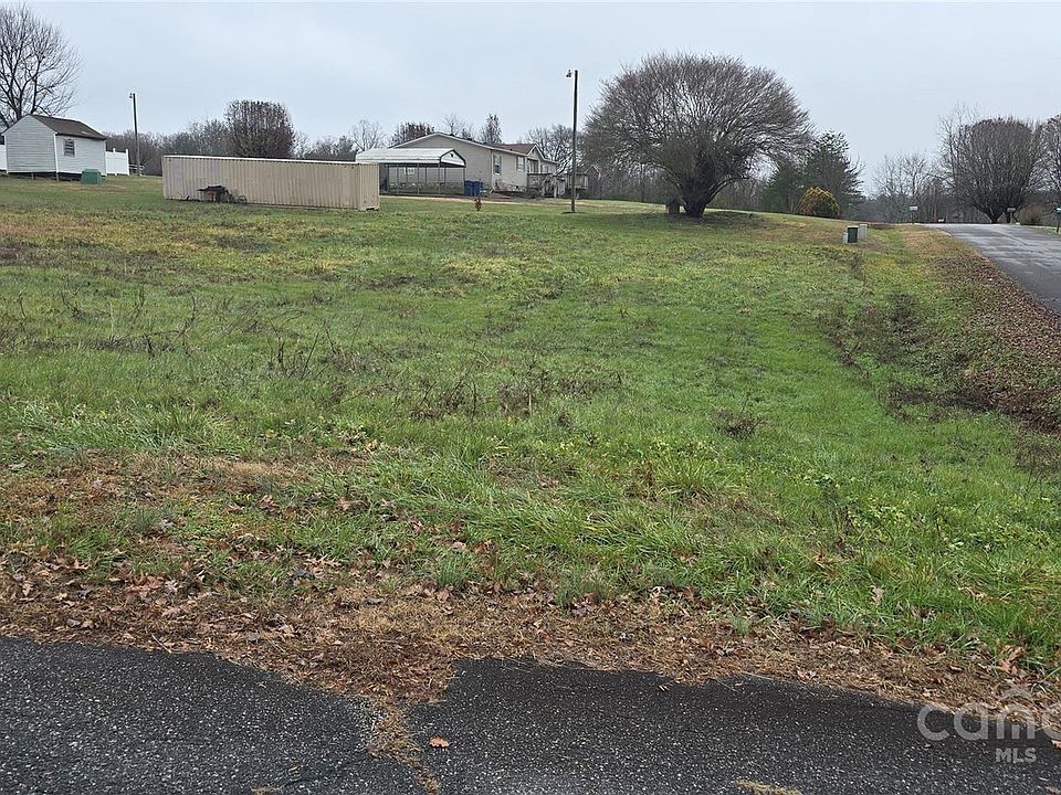 2nd image of 4698 Rock View Pl #1