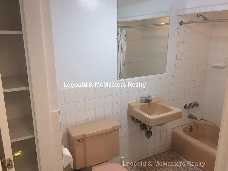 20 Mount Vernon St #502 — Photo 3