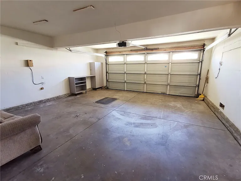 11539 Lancaster Way — Photo 26