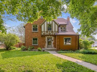 619 S Harvey Ave, Freeport, IL 61032