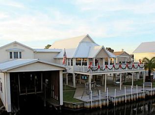 842 Deer St, Bay Saint Louis, MS 39520