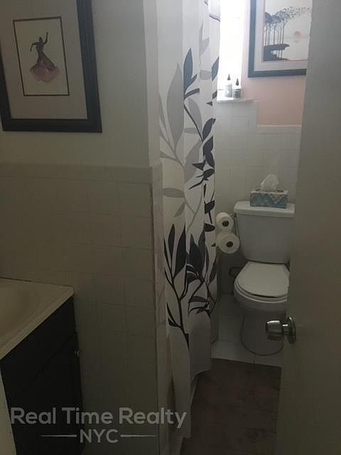 2nd image of 3437 41st St APT 2L