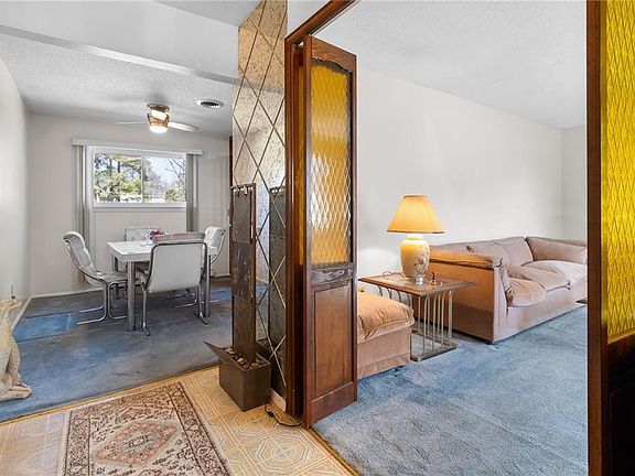 5th image of 2804 Squire Court